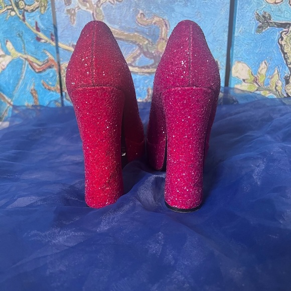Hot topic size 9 ruby red, glitter, platform pumps. - Picture 3 of 6